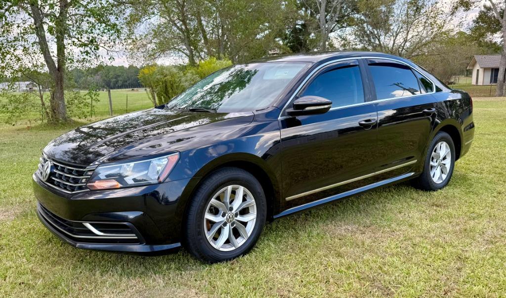 2017 Volkswagen Passat S